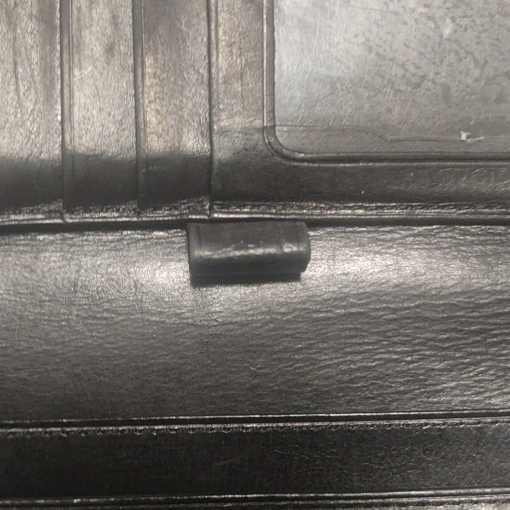 Coach Vintage Black Leather Checkbook Wallet - Picture 8 of 12